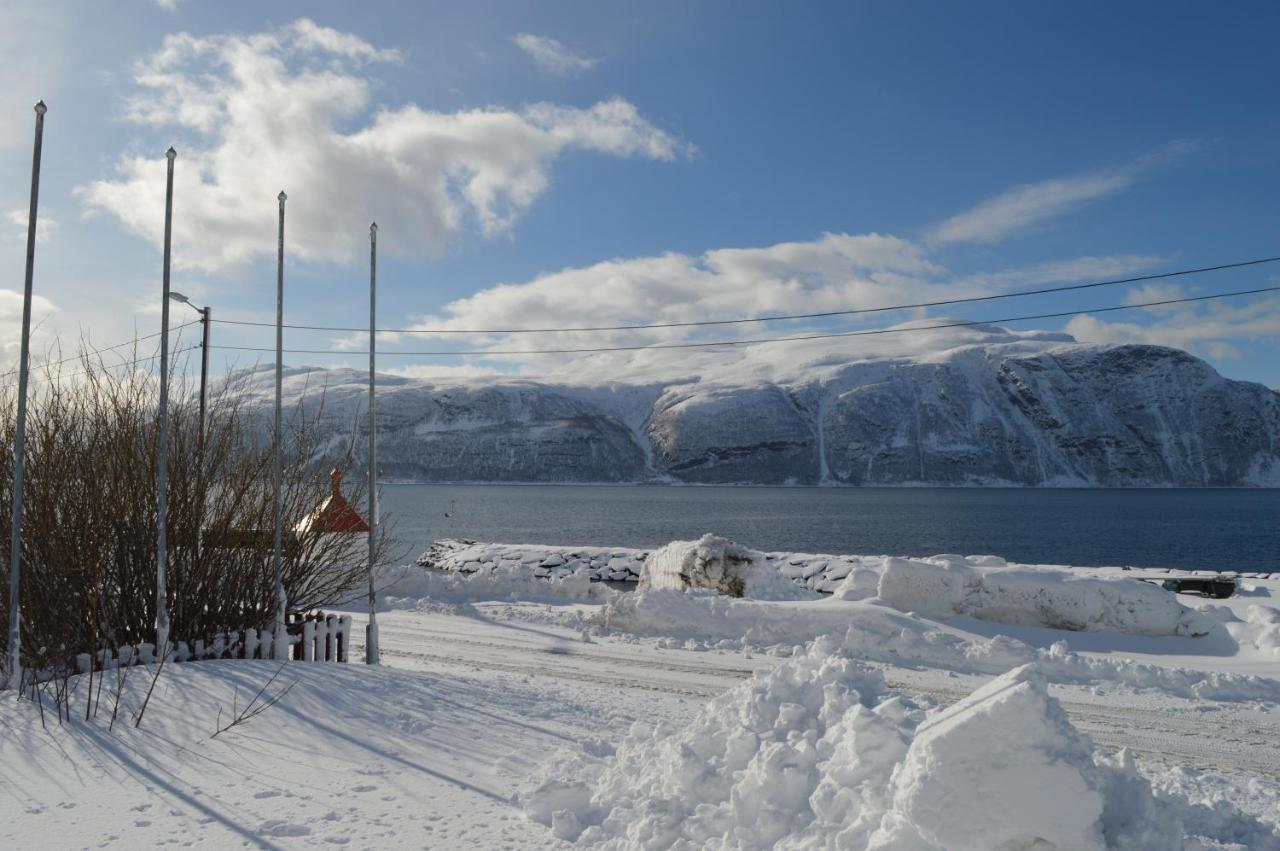 Lyngenfjord, Froyas Hus Villa Olderdalen Екстериор снимка